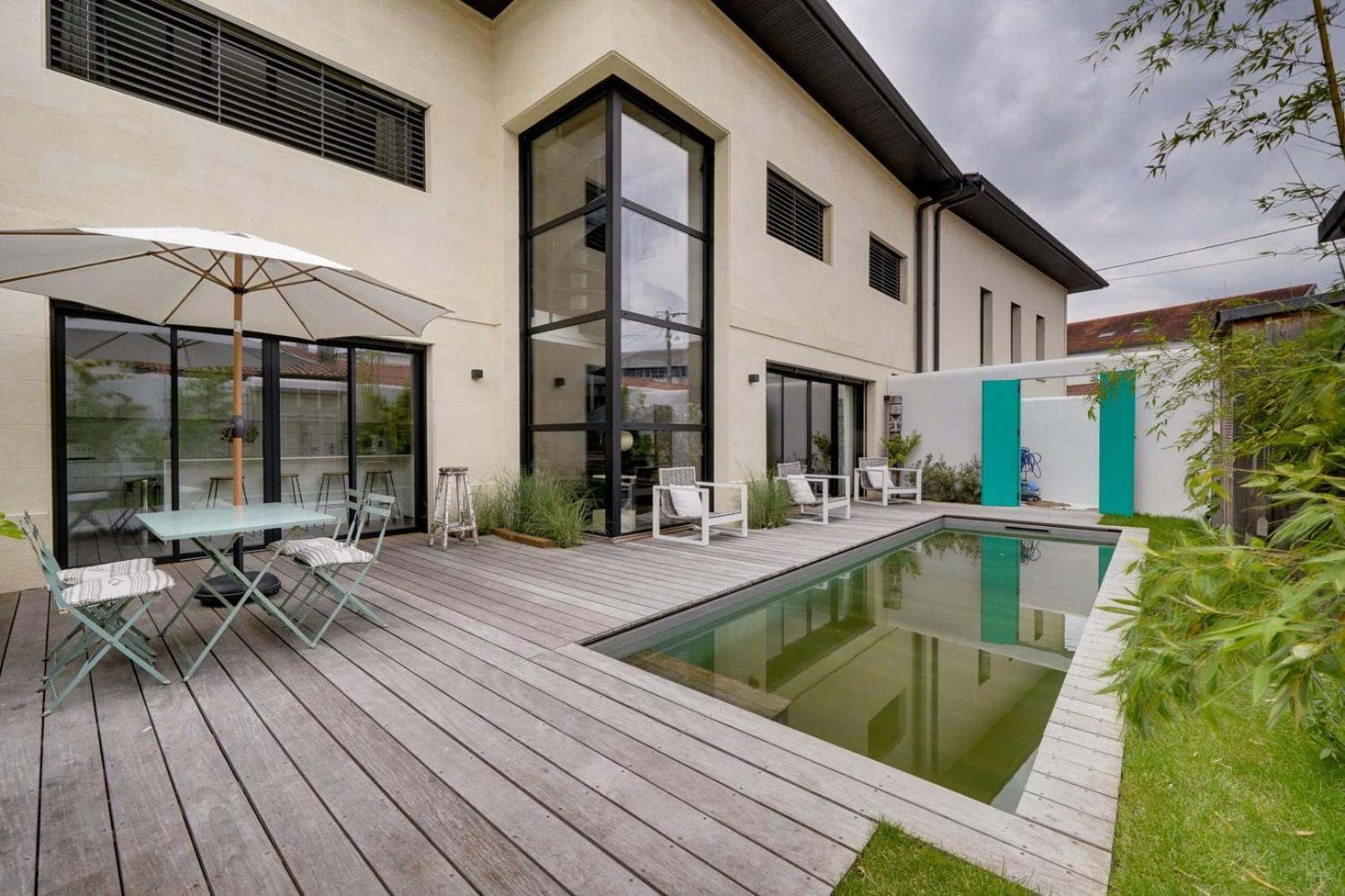 Spacious Bordeaux Family Home With Swimming Pool Екстериор снимка