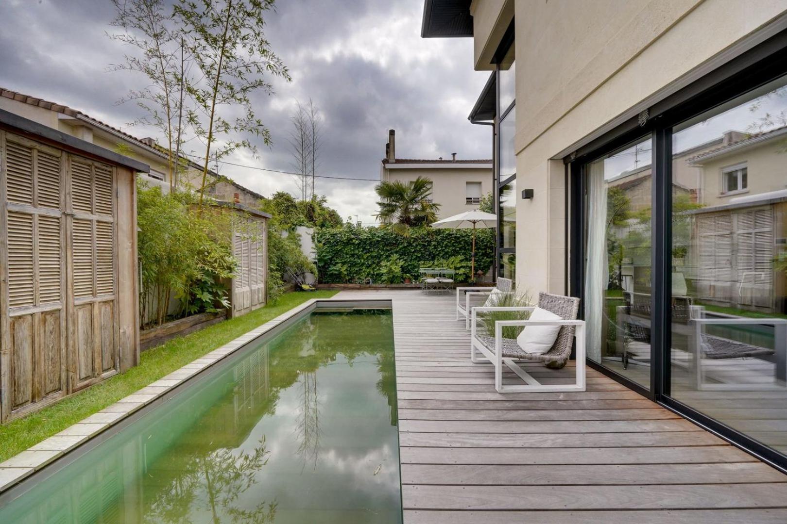 Spacious Bordeaux Family Home With Swimming Pool Екстериор снимка
