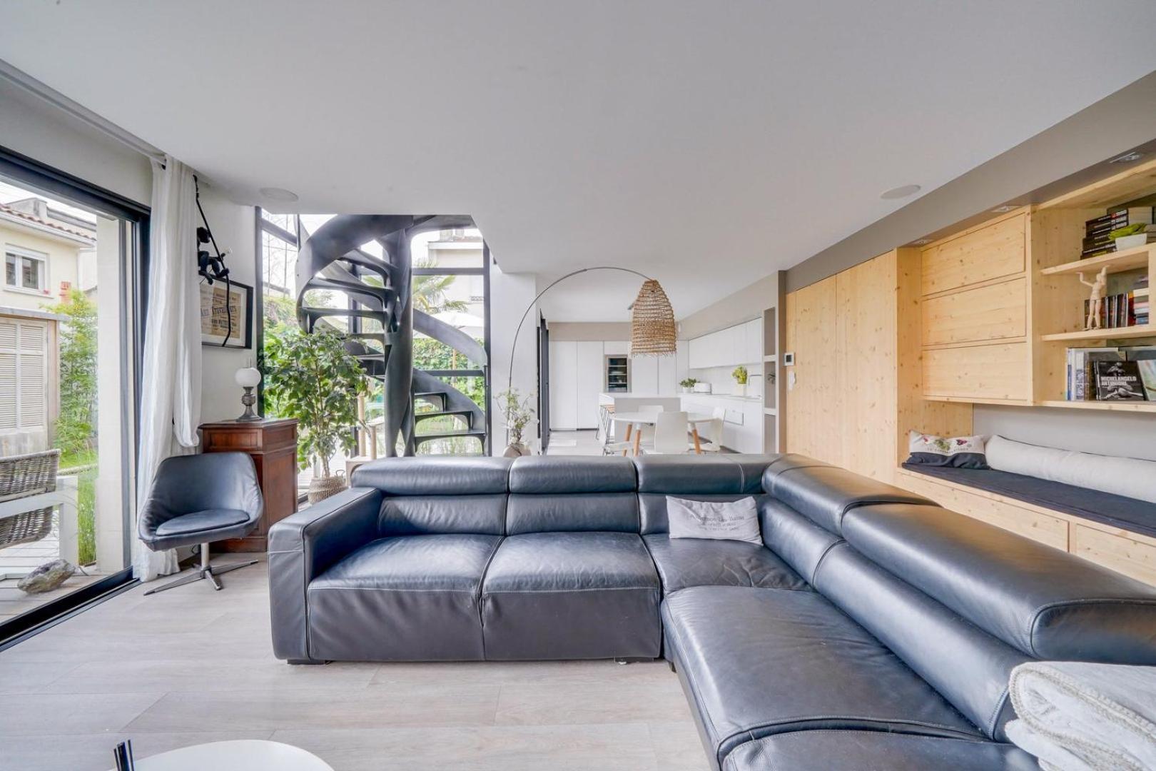 Spacious Bordeaux Family Home With Swimming Pool Екстериор снимка